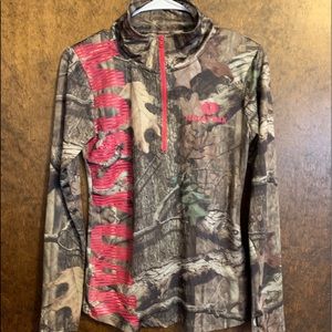 Mossy Oak Women’s 1/4 Zip Top